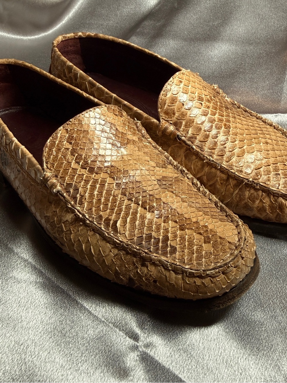 TOD'S Snake Skin Leather Loafers with Leather Dots 1" Heel Size 6.5